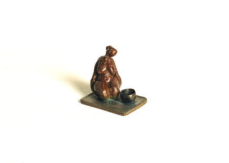ASIATIQUE SUR SON TAPIS bronze